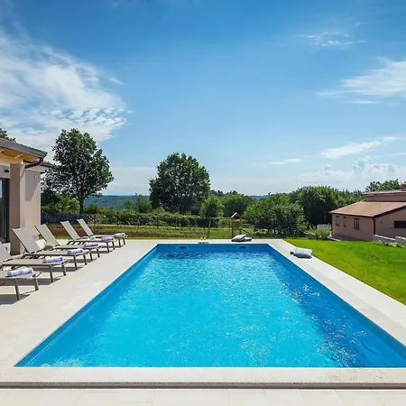 Joze Prázdninový dům *